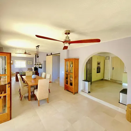 Elenora Holiday home *